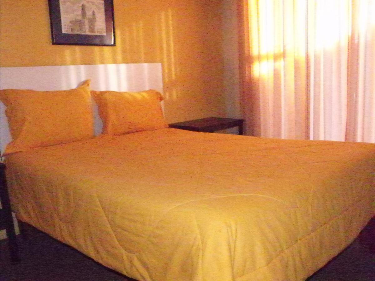 Hotel Gracia Zacatecas Гвадалупе Номер фото